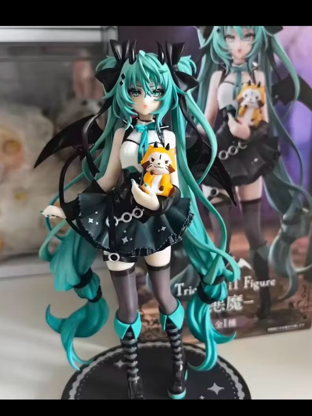 Anime Hatsune Miku 19CM Little Devil Raccoon Action Figure